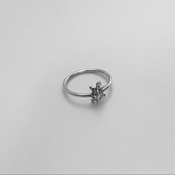 Sterling Silver Small Turtle Ring, Sea Ring, Animal Ring, Beach Ring - Picture 7 of 14